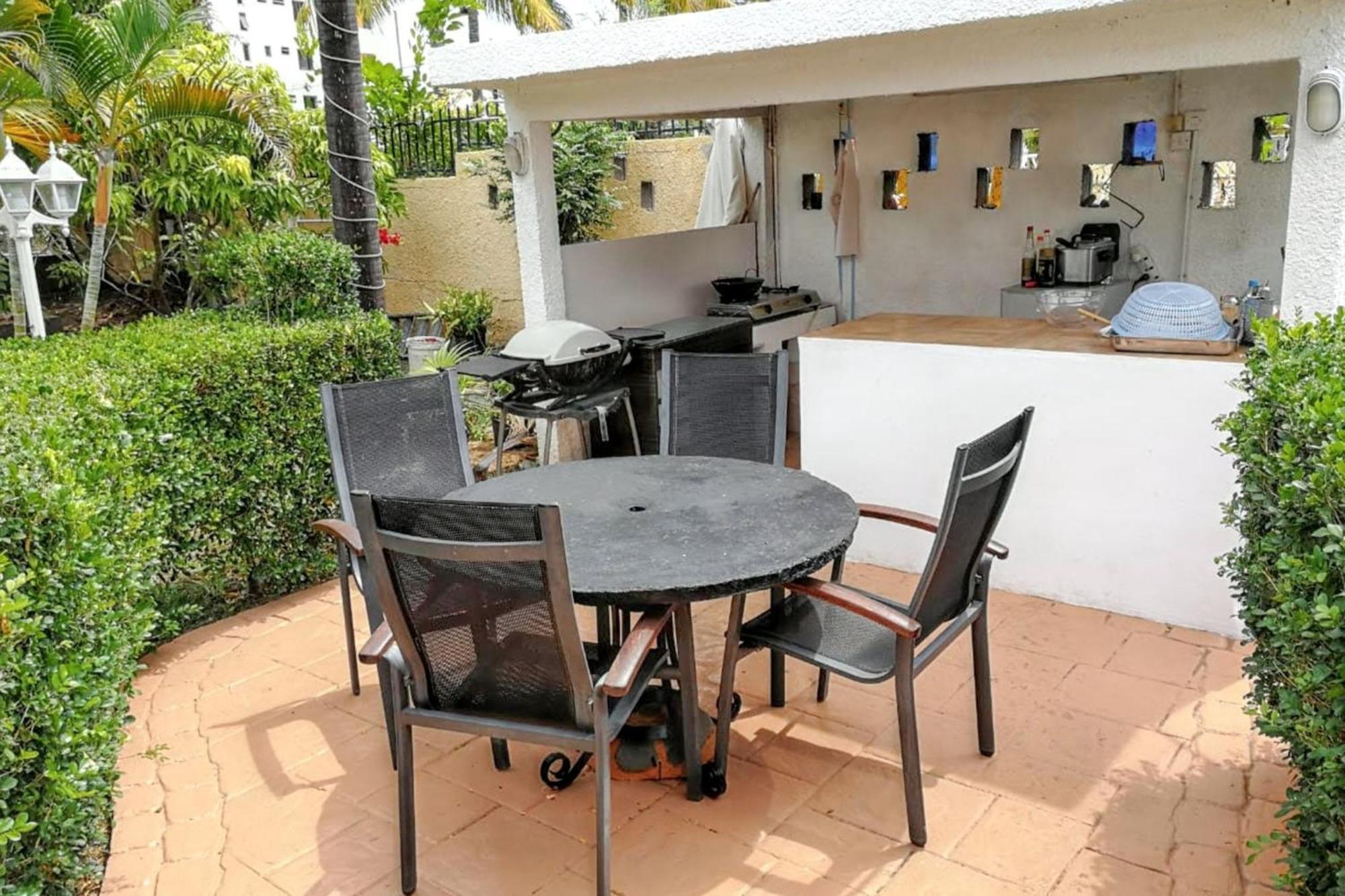Charming Studio In Flic En Flac With Enclosed Garden 25M² Dış mekan fotoğraf